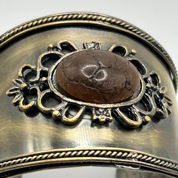 Vintage brass cuff with amber coloured stone 6” - Picture 3 of 6